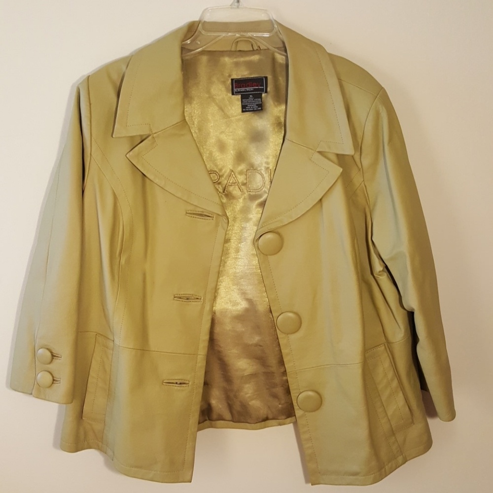 Ladie's Jacket